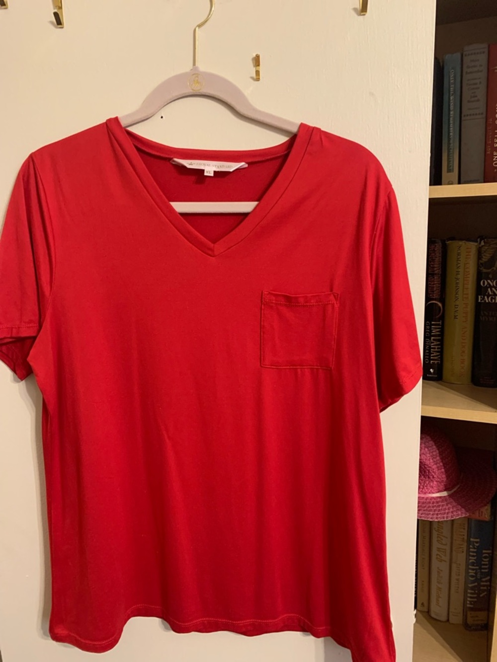 V-Neck Short Sleeve Pocket Tee - Red - Picture 1 of 2